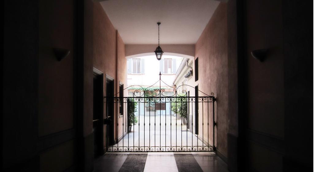 Fil Rouge Apartman Milánó Szoba fotó